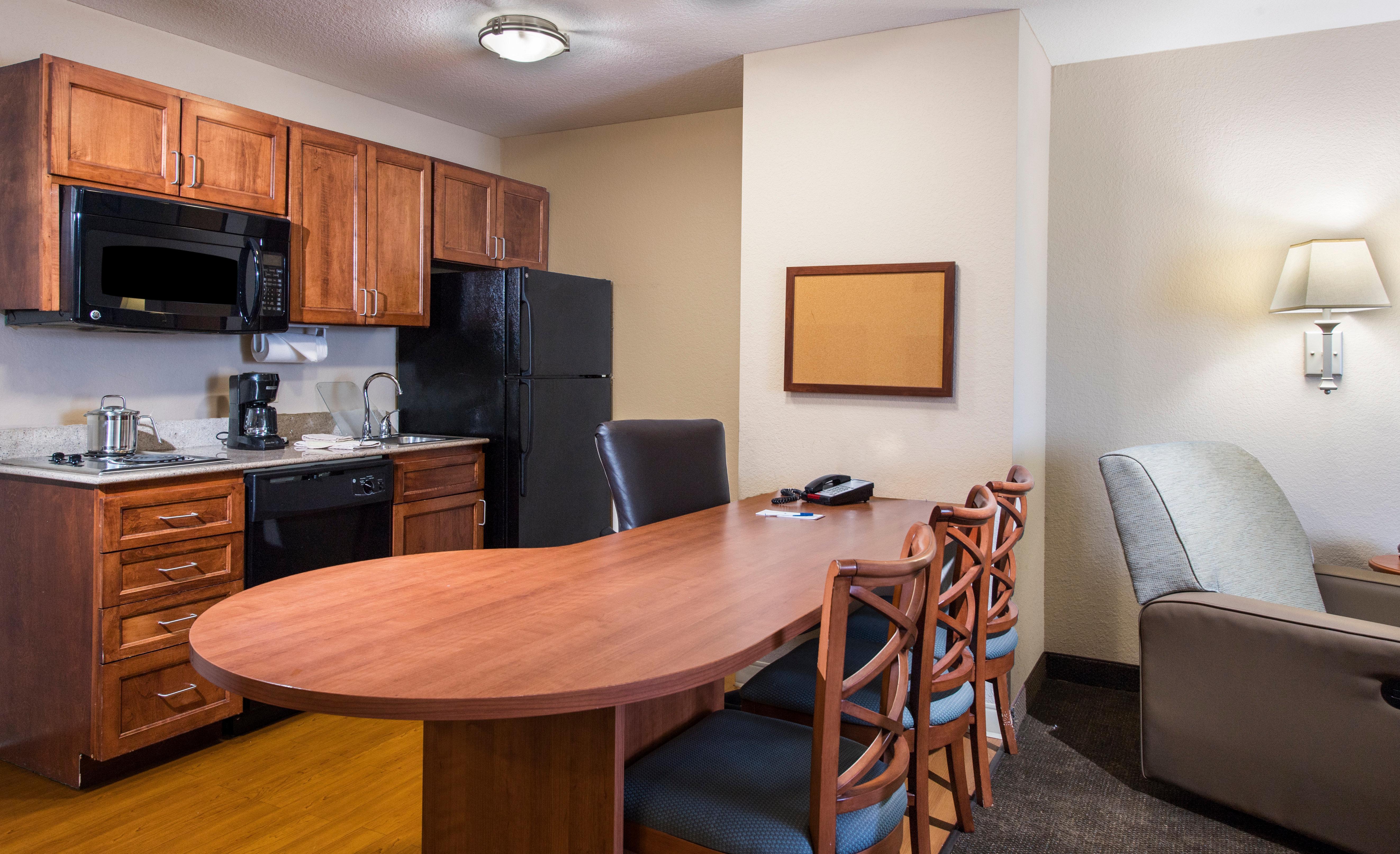 Candlewood Suites Macon, An Ihg Hotel Экстерьер фото