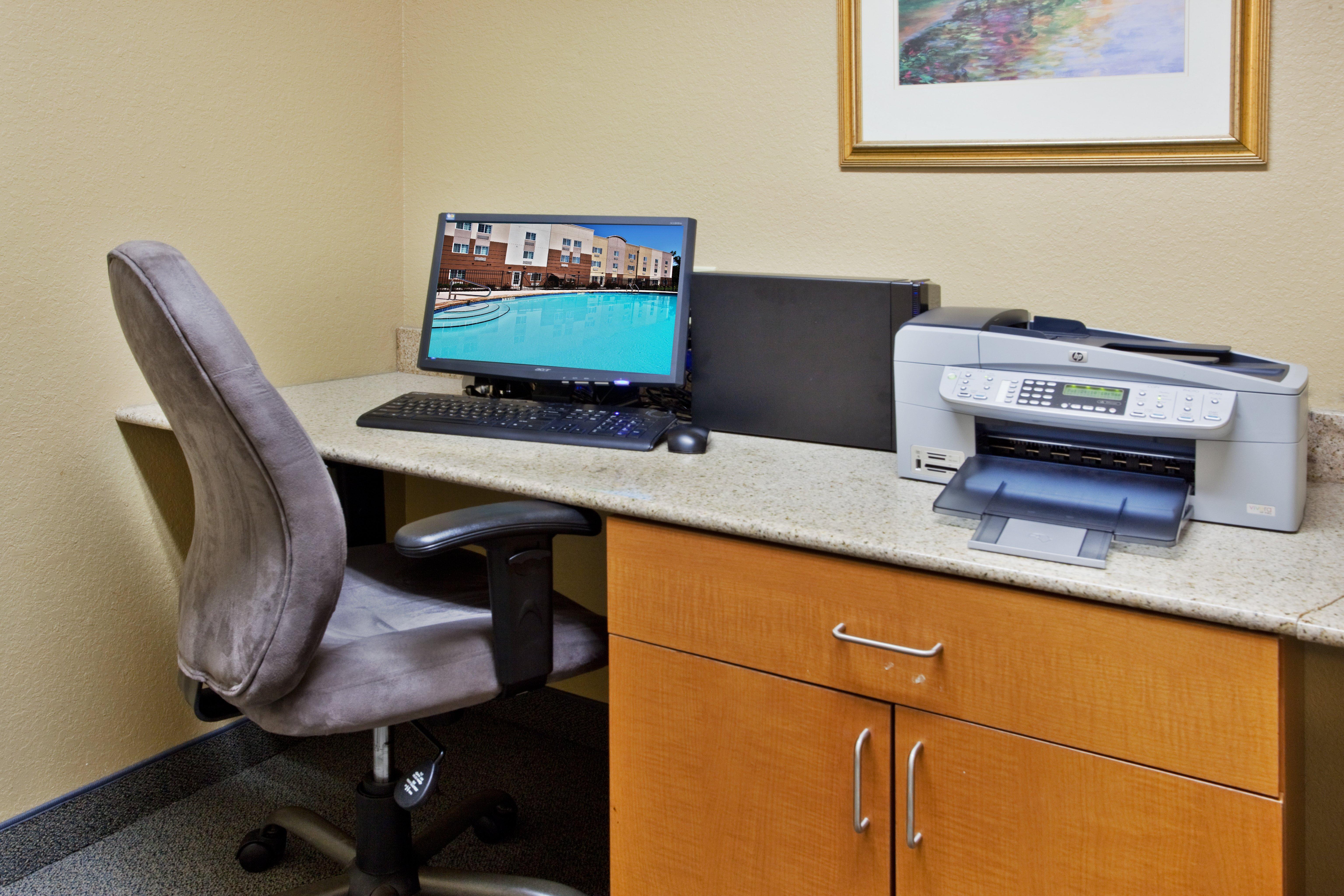 Candlewood Suites Macon, An Ihg Hotel Экстерьер фото